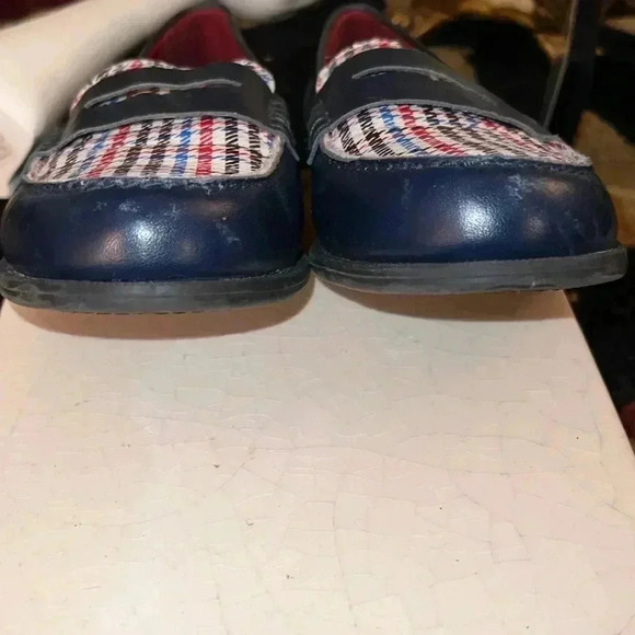 Tommy Hilfiger Women’s Vintage Red White Blue Penny Loafers Shoes Slip-Ons 7 - Picture 8 of 16